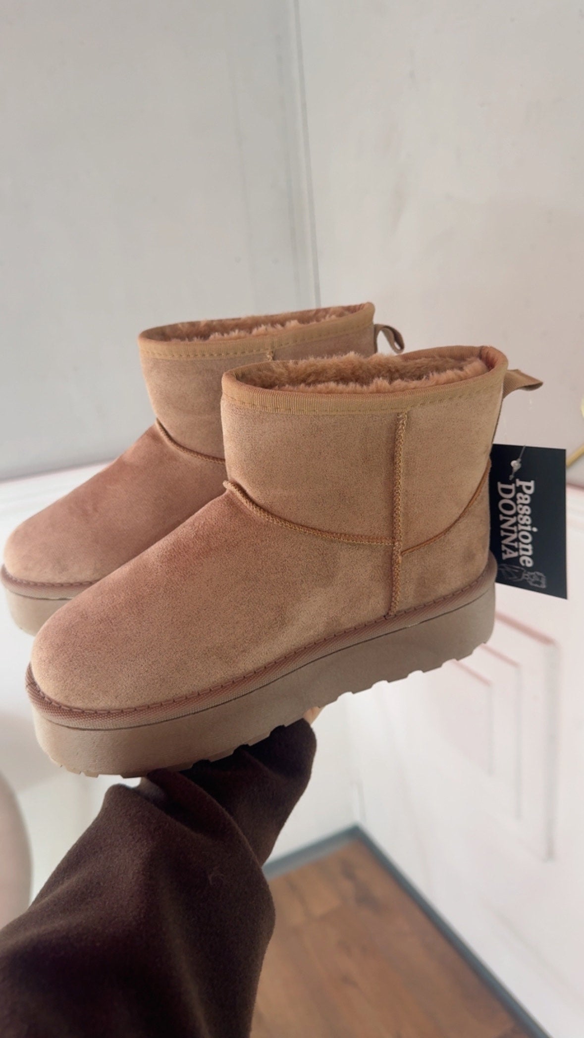 W-016 - UGG - passionedonna